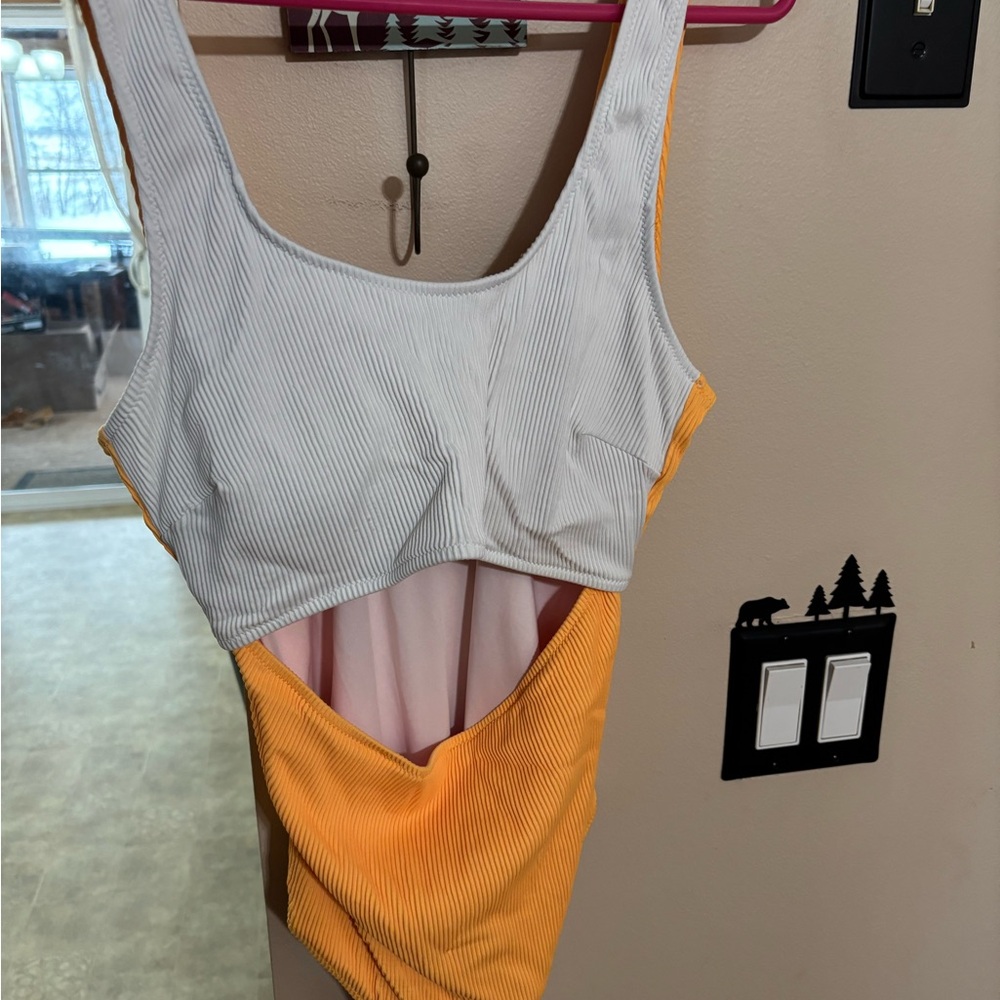 Cupshe one piece swim suit